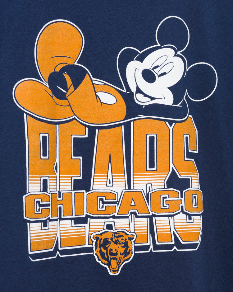 Chicago Bears Mickey Kick Back Tee